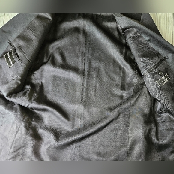 Givenchy Vintage Double Breasted Tuxedo Blazer in Black Wool Size 43 Short - Picture 8 of 16